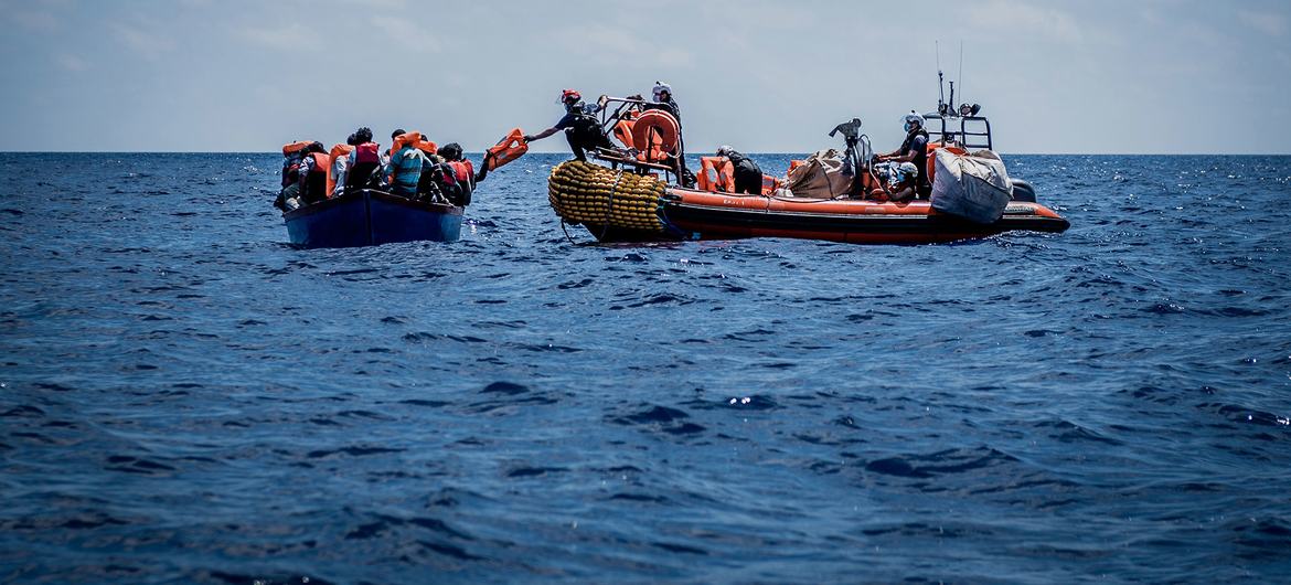 storage/photos/shares/Libya refug.jpg